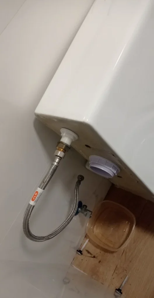 Reparación de fuga de agua en el Prat del Llobregat